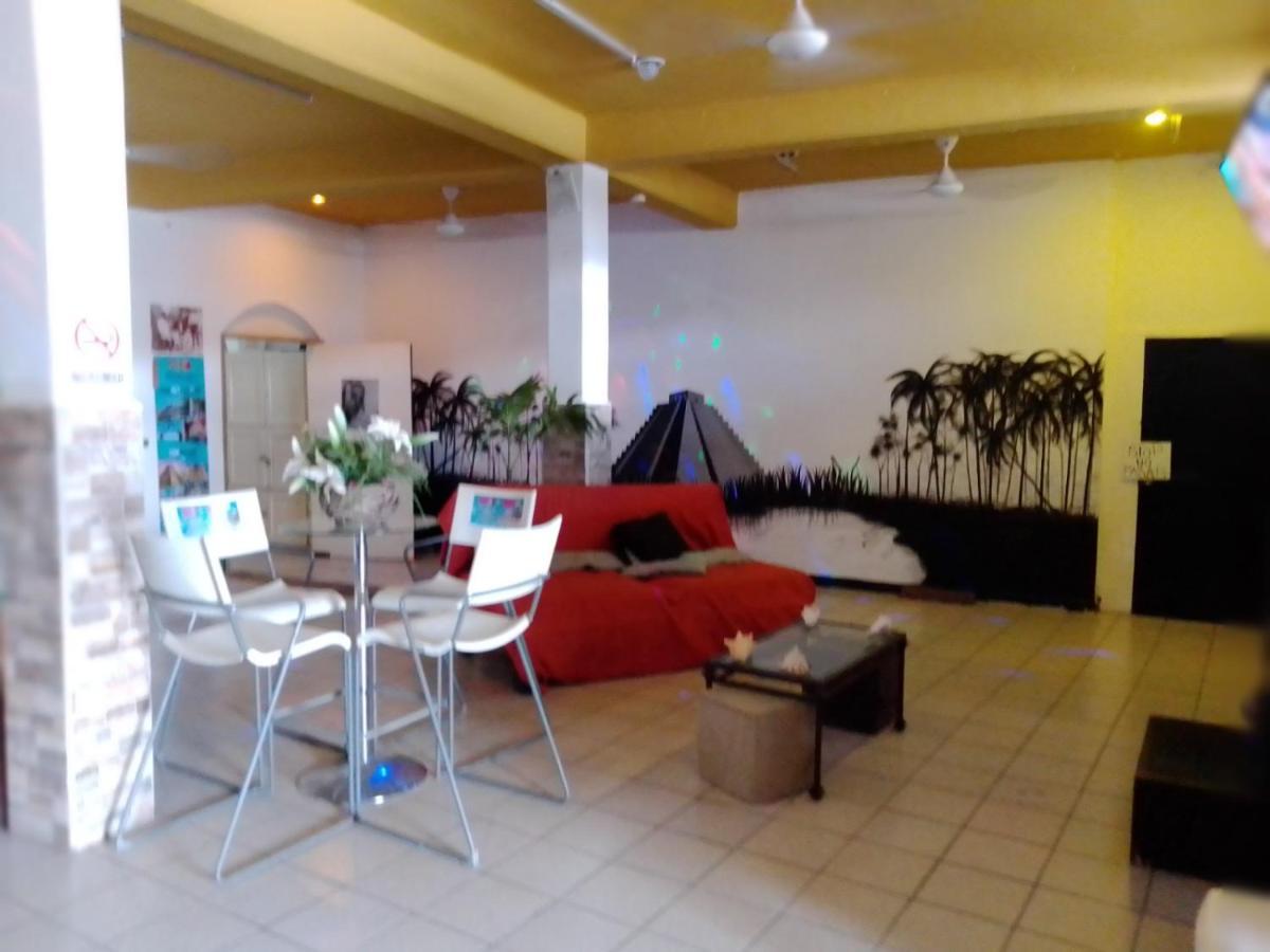 Hostal Hotel Ado Канкун Экстерьер фото